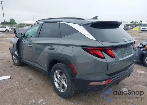 2024 Hyundai Tucson Sel z USA, uszkodzony, nr VIN 5NMJB3DEXRH402840